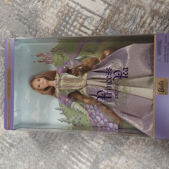 Barbie Prinzessin Und Die Erbse – Sammler-Edition Mit Puppe Und Kissen
